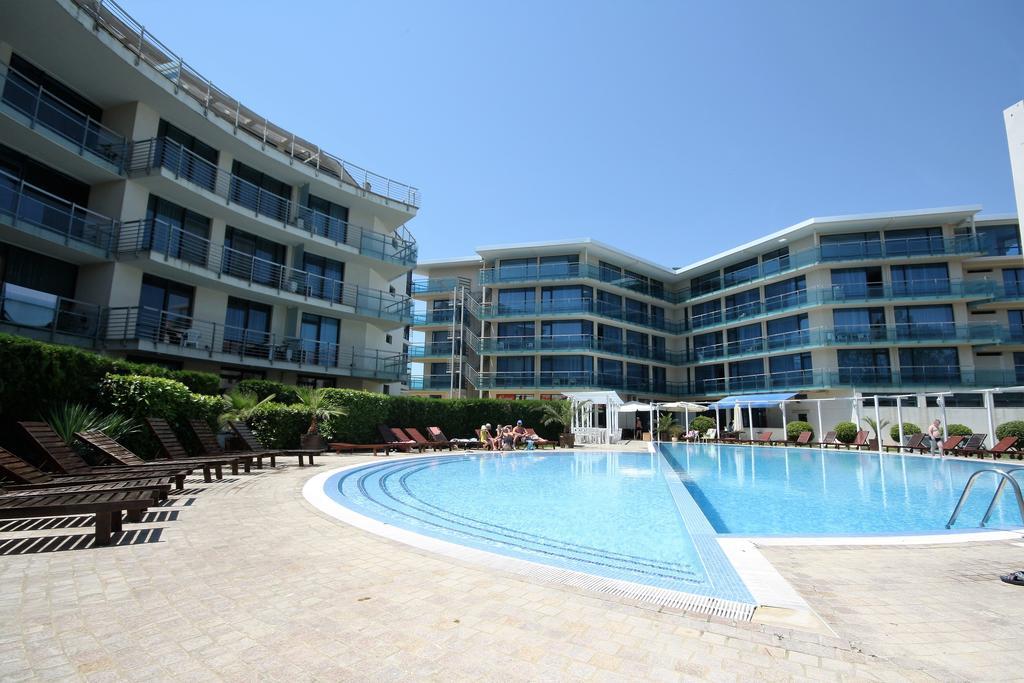 Riviera Blue Hotel Sunny Beach Exterior foto